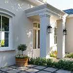 Le Vine Constantia
